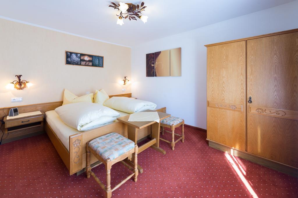 Apartament Haus Enzian Lermoos Pokój zdjęcie