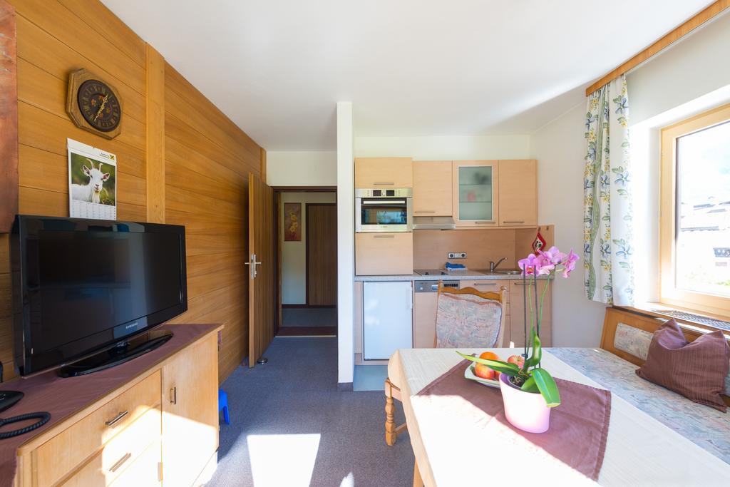 Apartament Haus Enzian Lermoos Pokój zdjęcie